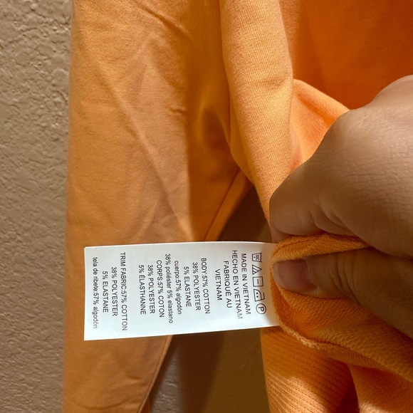 NWT MICHAEL KORS Peach Logo Hoodie Sweatshirt Women’s Size Medium - Picture 6 of 6